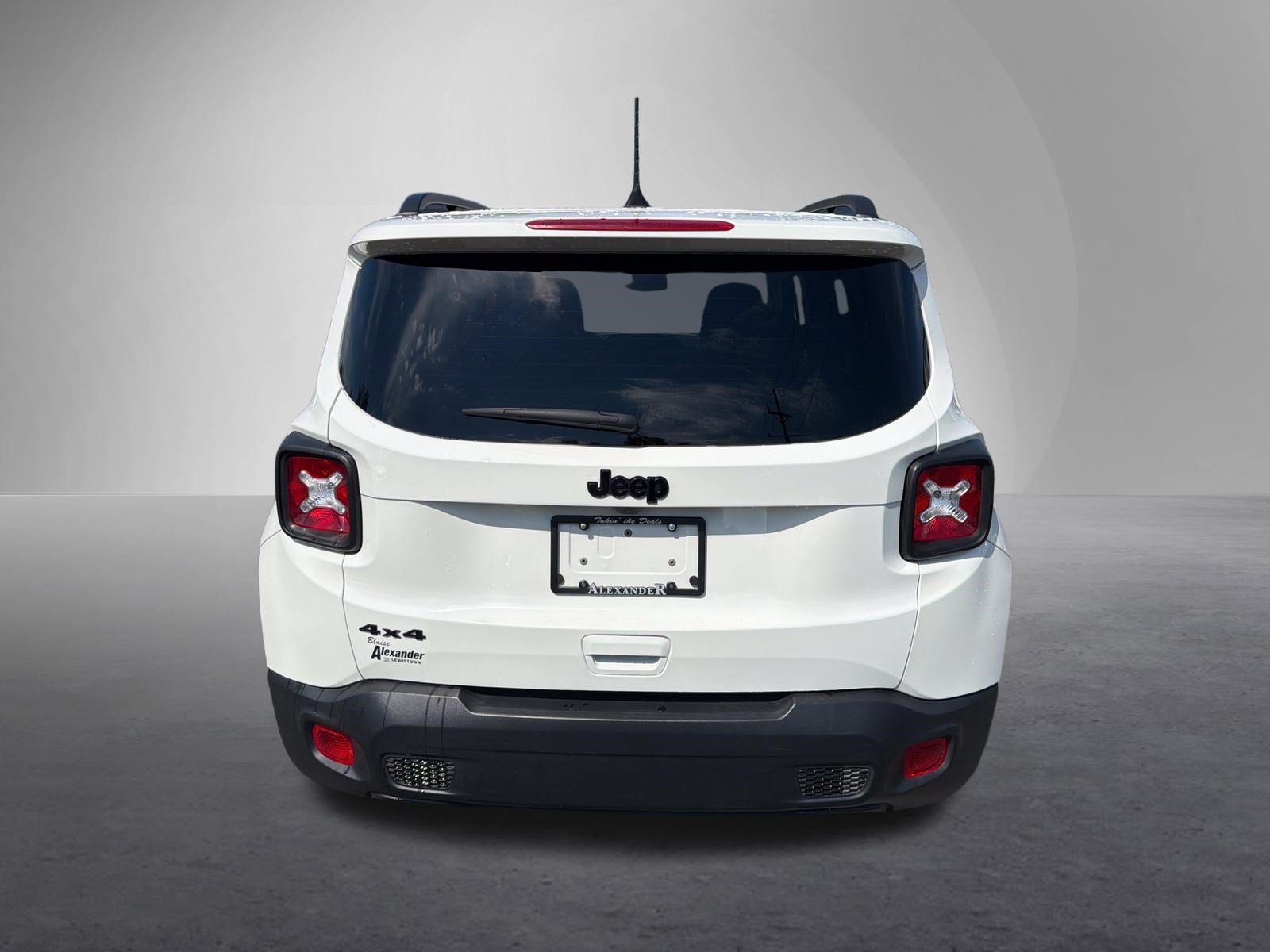 Used 2023 Jeep Renegade Altitude w/ Convenience Group I AWD/4WD image 4