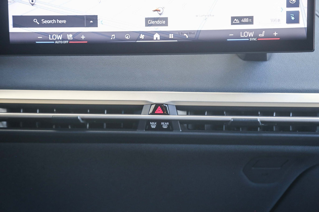 Certified 2024 BMW iX xDrive50 AWD/4WD image 10