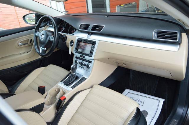 Used 2013 Volkswagen CC Sport FWD image 15
