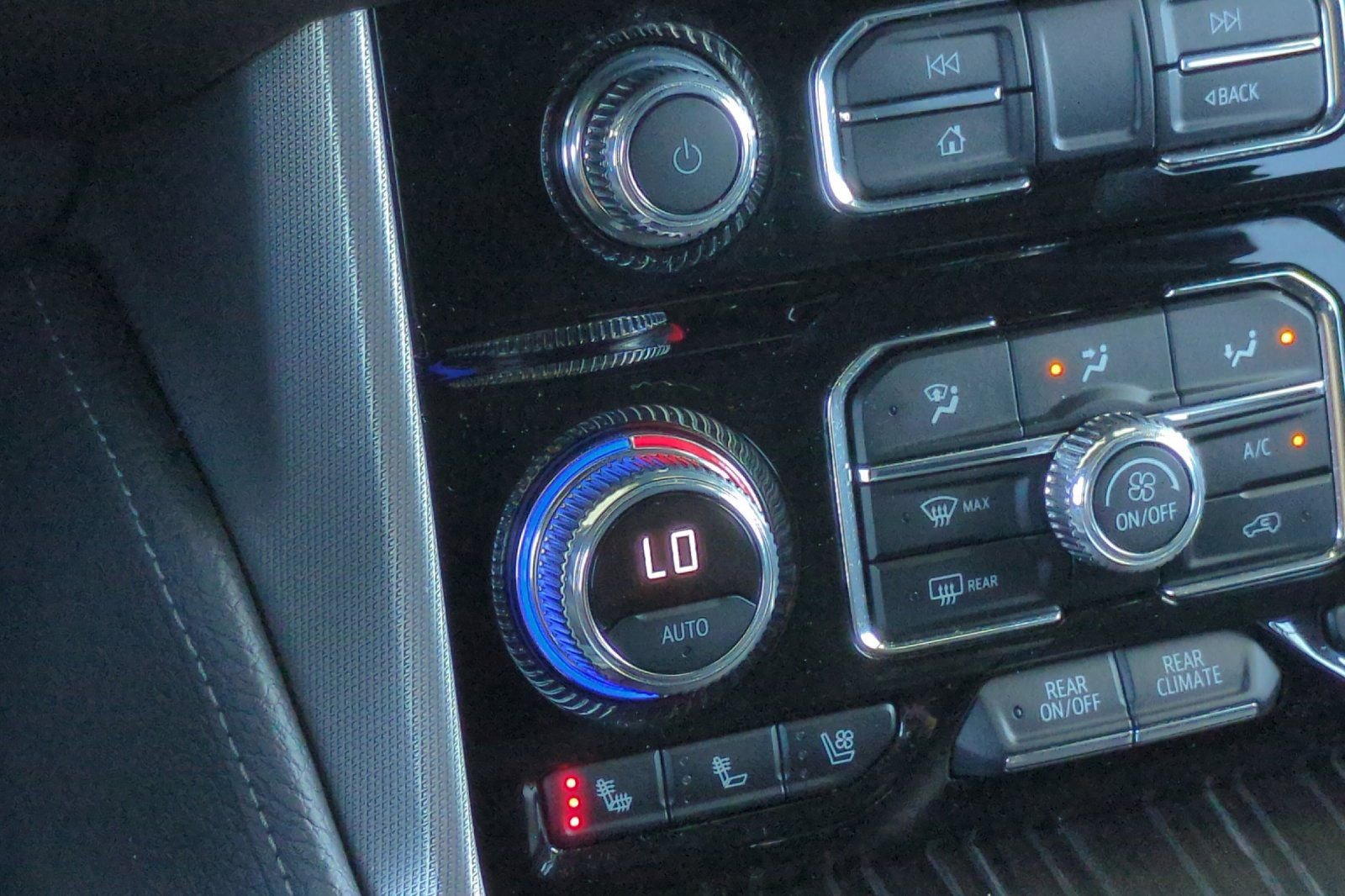 Used 2021 GMC Yukon Denali AWD/4WD image 29