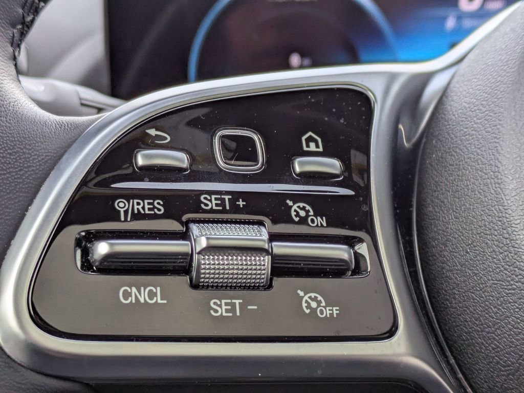 Used 2023 Mercedes-Benz GLA 250 4MATIC image 19