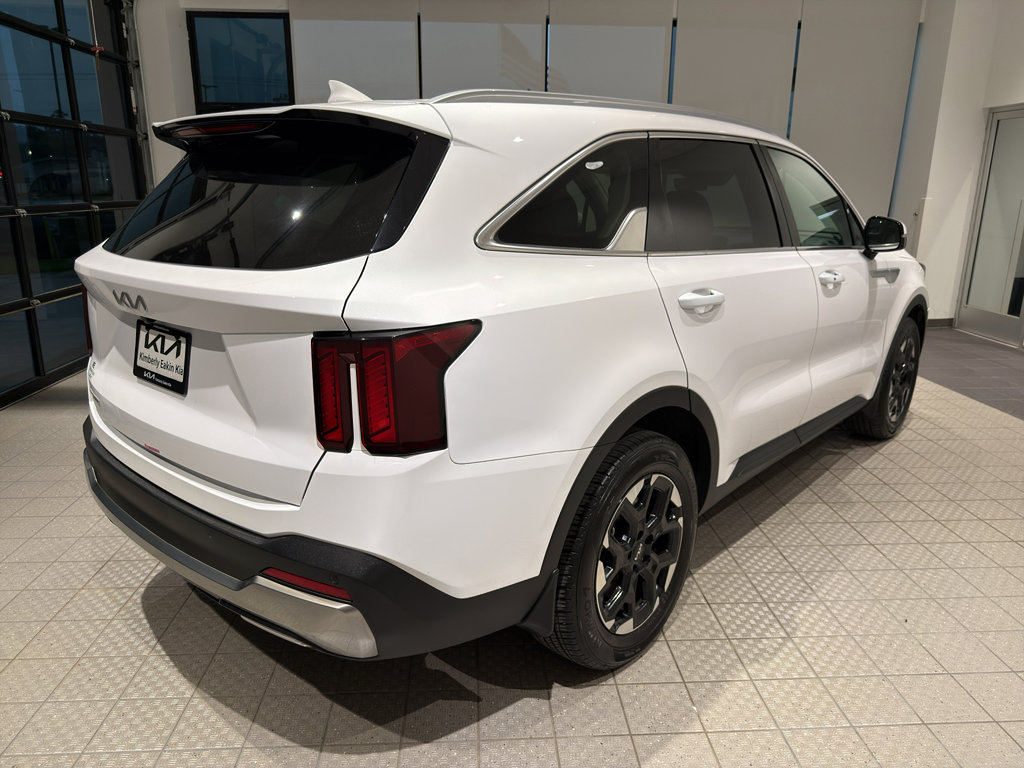 Used 2025 Kia Sorento S FWD image 5
