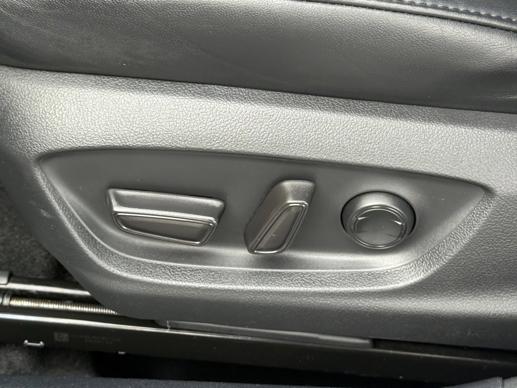 Certified 2020 Toyota Avalon XSE image 19