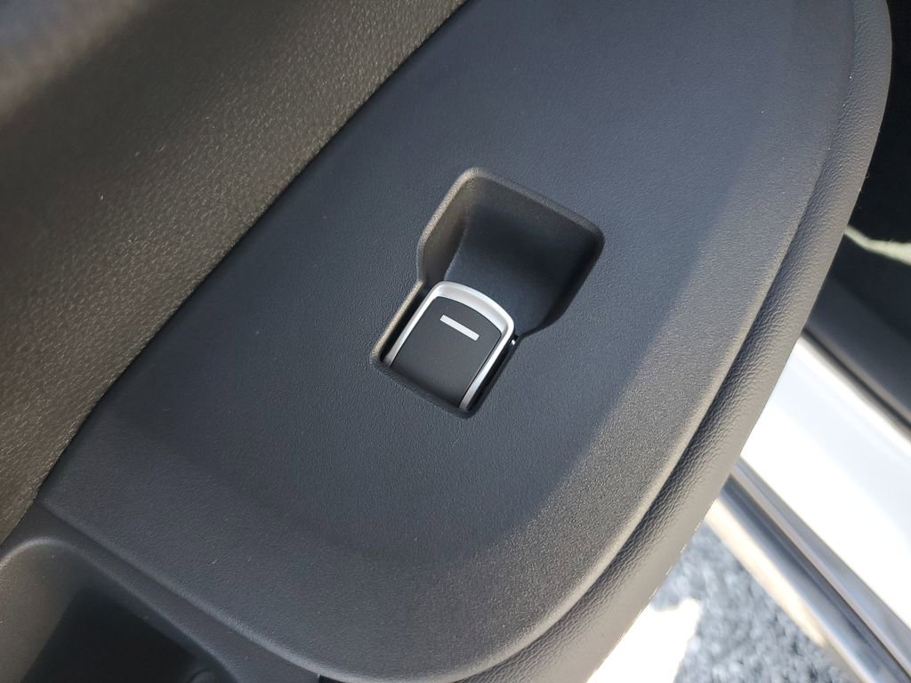 Certified 2025 Acura ADX AWD image 17