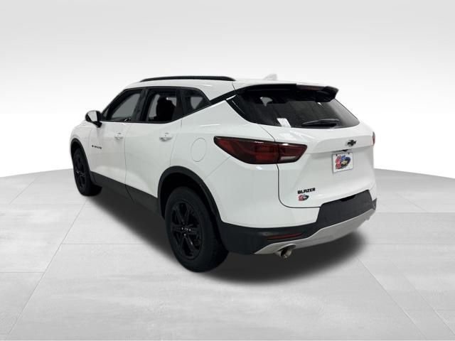 Certified 2024 Chevrolet Blazer LT w/ Convenience Package image 3