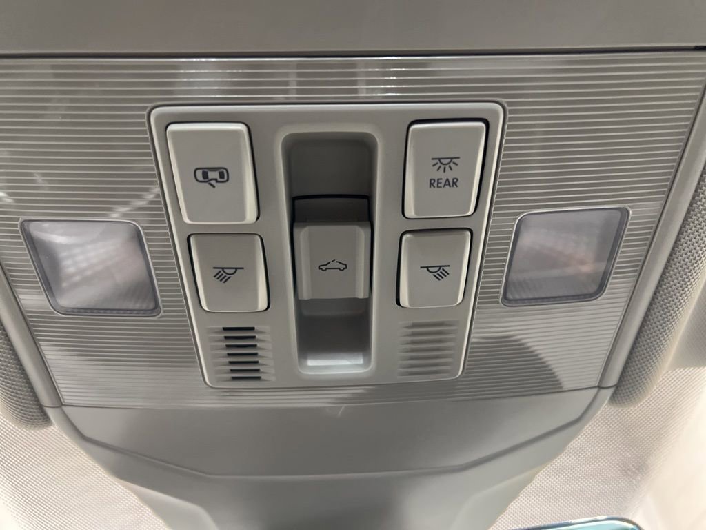 New 2025 Volkswagen Jetta SE image 35