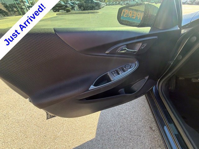 Used 2022 Chevrolet Malibu LS FWD image 34