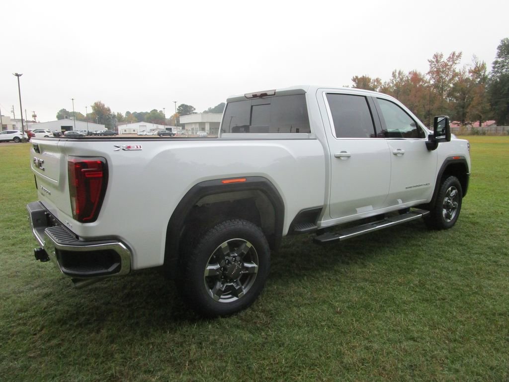 New 2026 GMC Sierra 2500 SLE w/ SLE Value Package; image 7