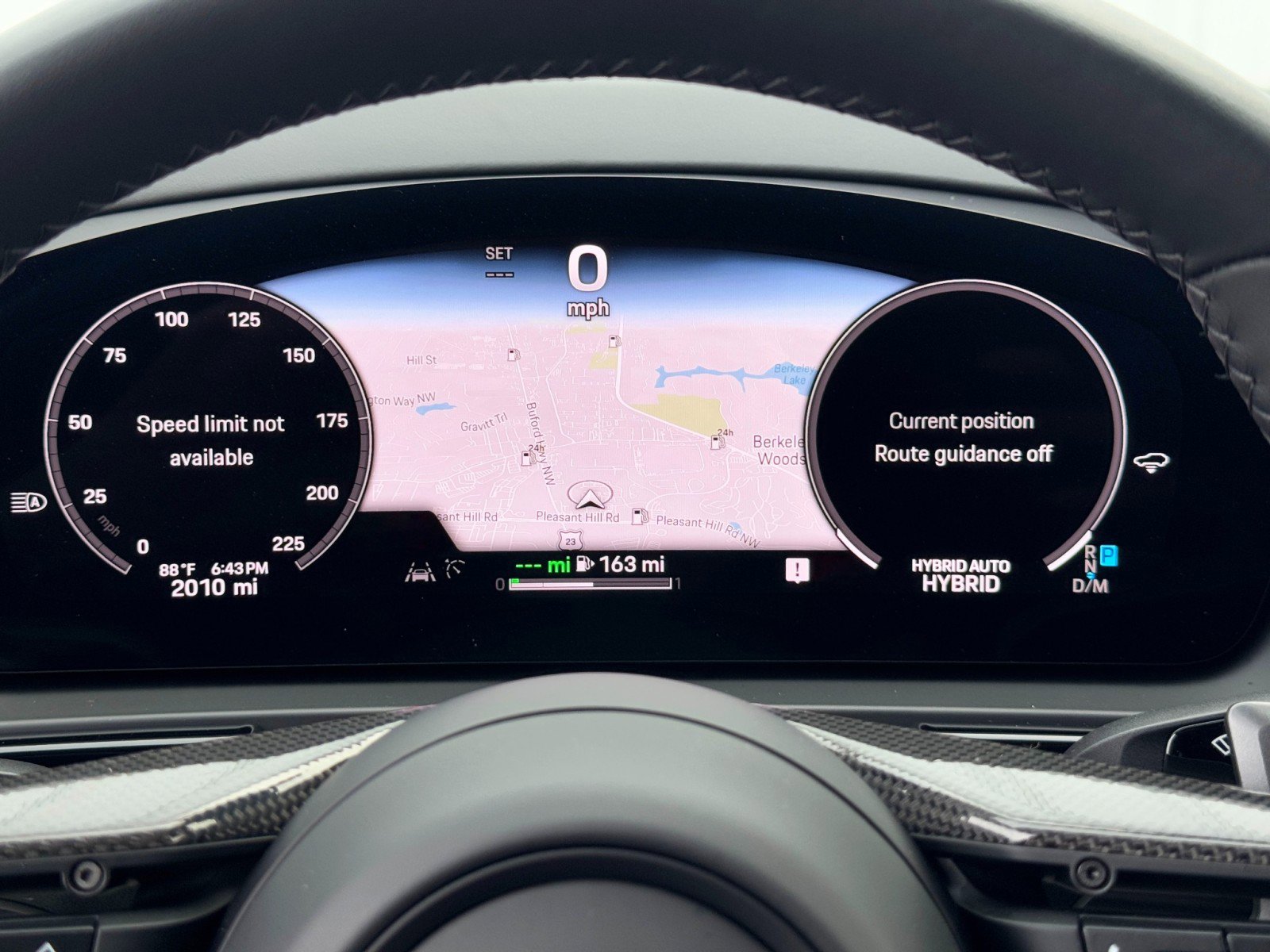 Used 2024 Porsche Cayenne Turbo AWD/4WD image 25