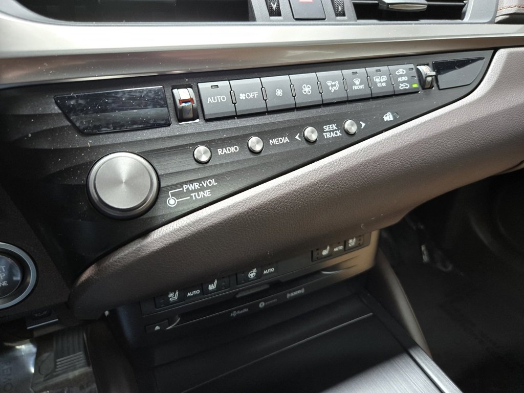 Used 2021 Lexus ES 350 w/ Premium Package image 28