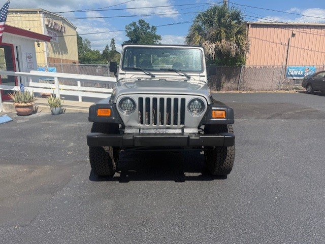 Used 2000 Jeep Wrangler SE AWD/4WD image 2