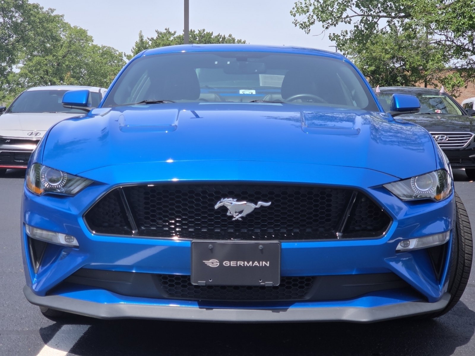 Used 2019 Ford Mustang GT Premium w/ GT Performance Package RWD image 9
