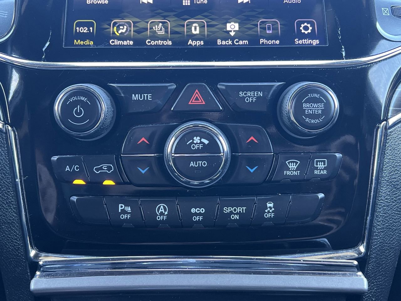 Used 2020 Jeep Grand Cherokee Limited image 8