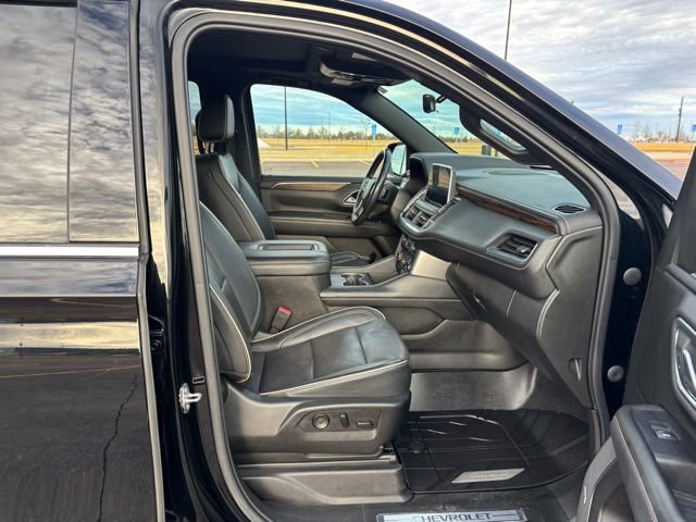 Used 2021 Chevrolet Tahoe Premier w/ Premium Package image 36