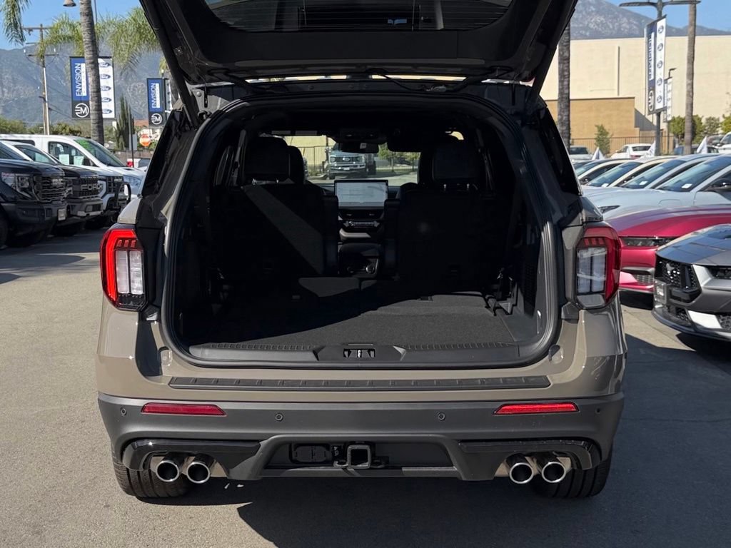New 2026 Ford Explorer ST w/ Sun And Sound Package AWD/4WD image 8