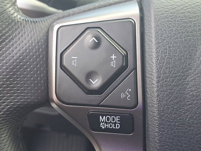 Used 2018 Toyota Tacoma SR5 image 24