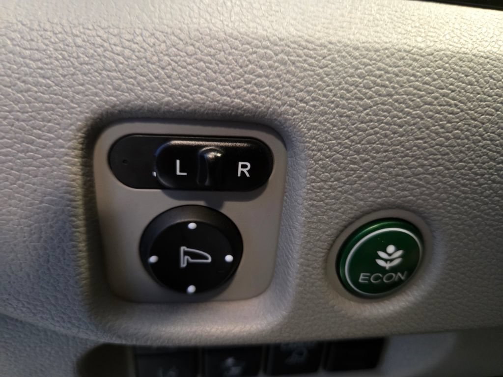 Certified 2017 Honda Ridgeline RTL-E image 32