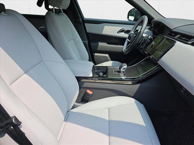 New 2026 Land Rover Range Rover Velar Dynamic SE image 10