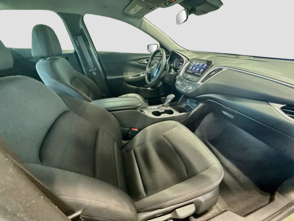 Used 2025 Chevrolet Malibu LT FWD image 27