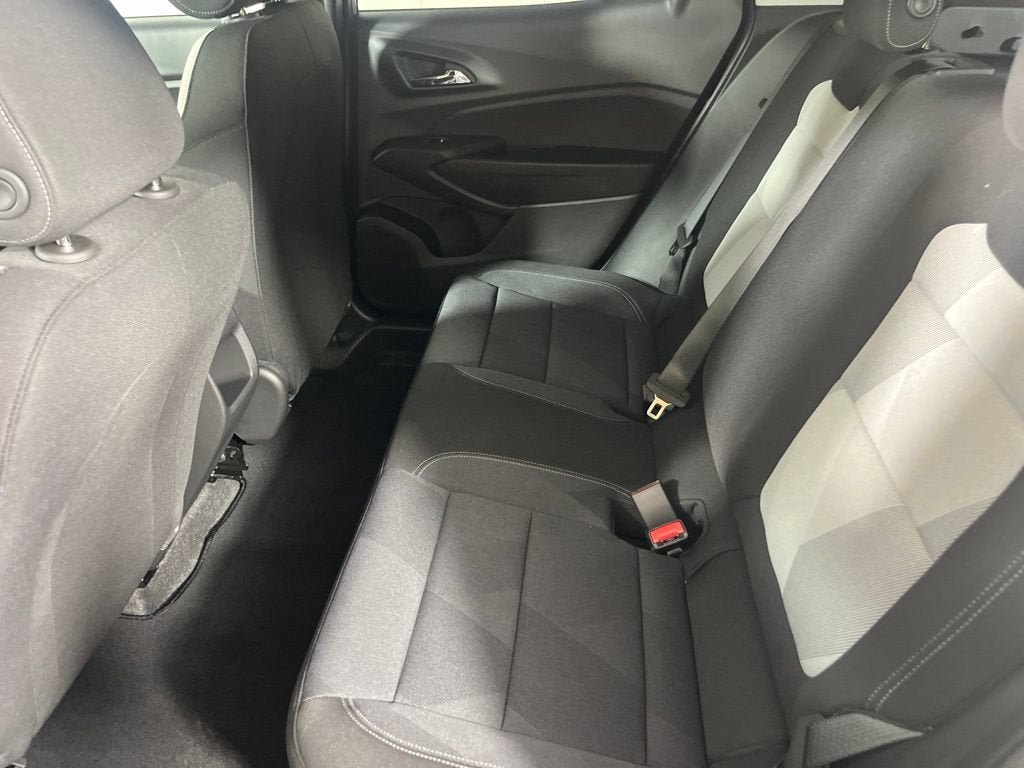 New 2026 Chevrolet Trax LS w/ LS Convenience Package FWD image 14