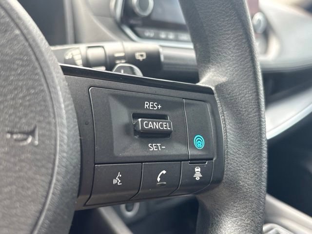 Used 2023 Nissan Rogue SV AWD/4WD image 23