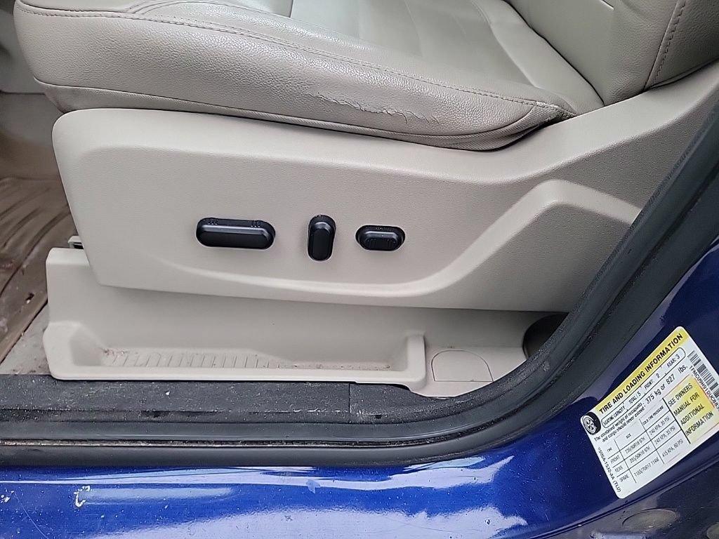 Used 2013 Ford Escape SEL AWD/4WD image 25