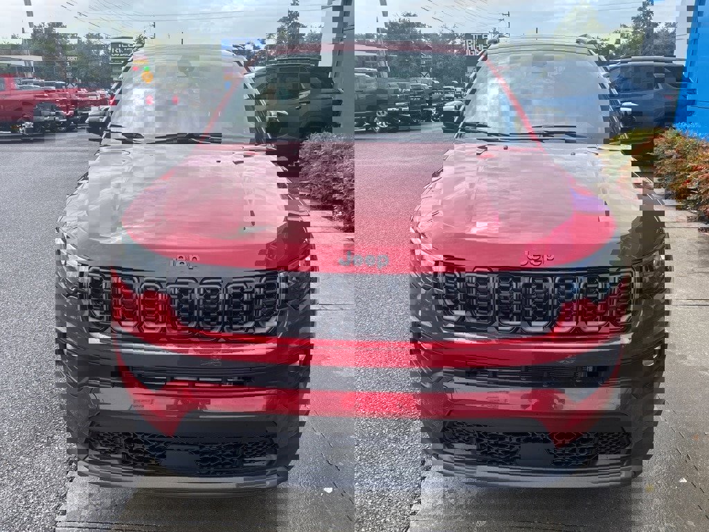 New 2025 Jeep Compass Latitude w/ Sun & Sound Group image 3