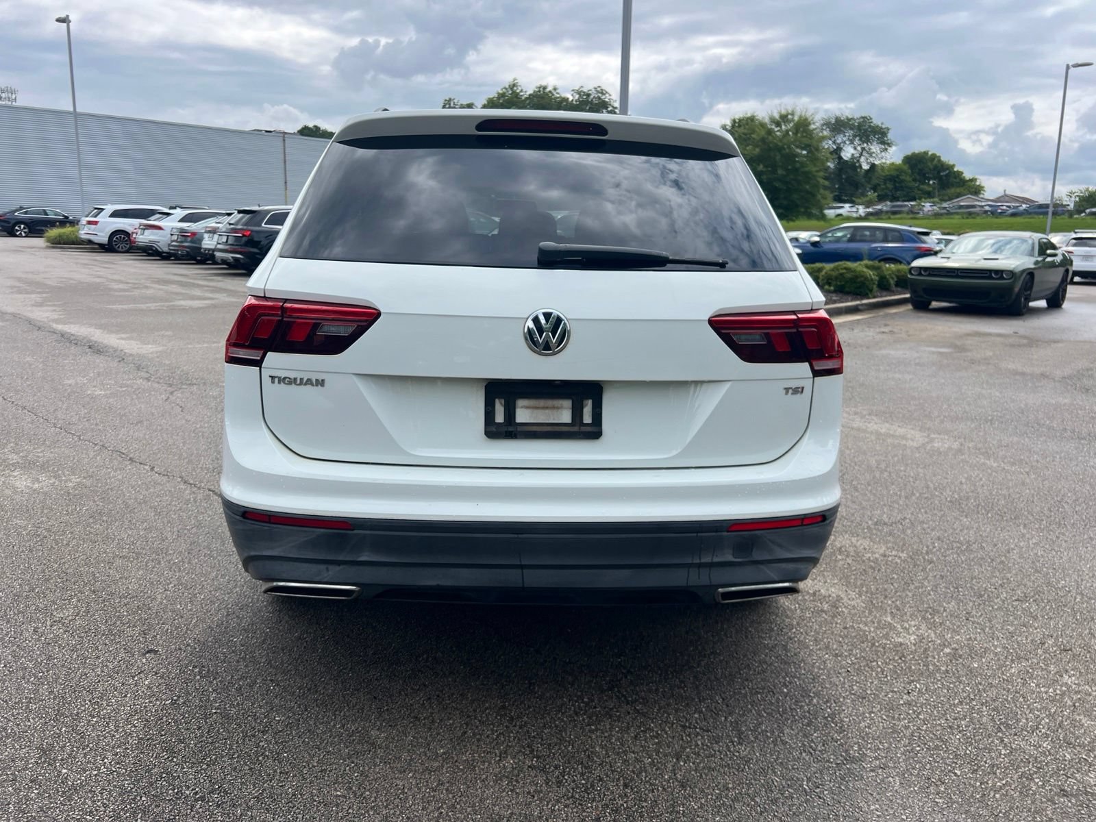 Used 2018 Volkswagen Tiguan S FWD image 4