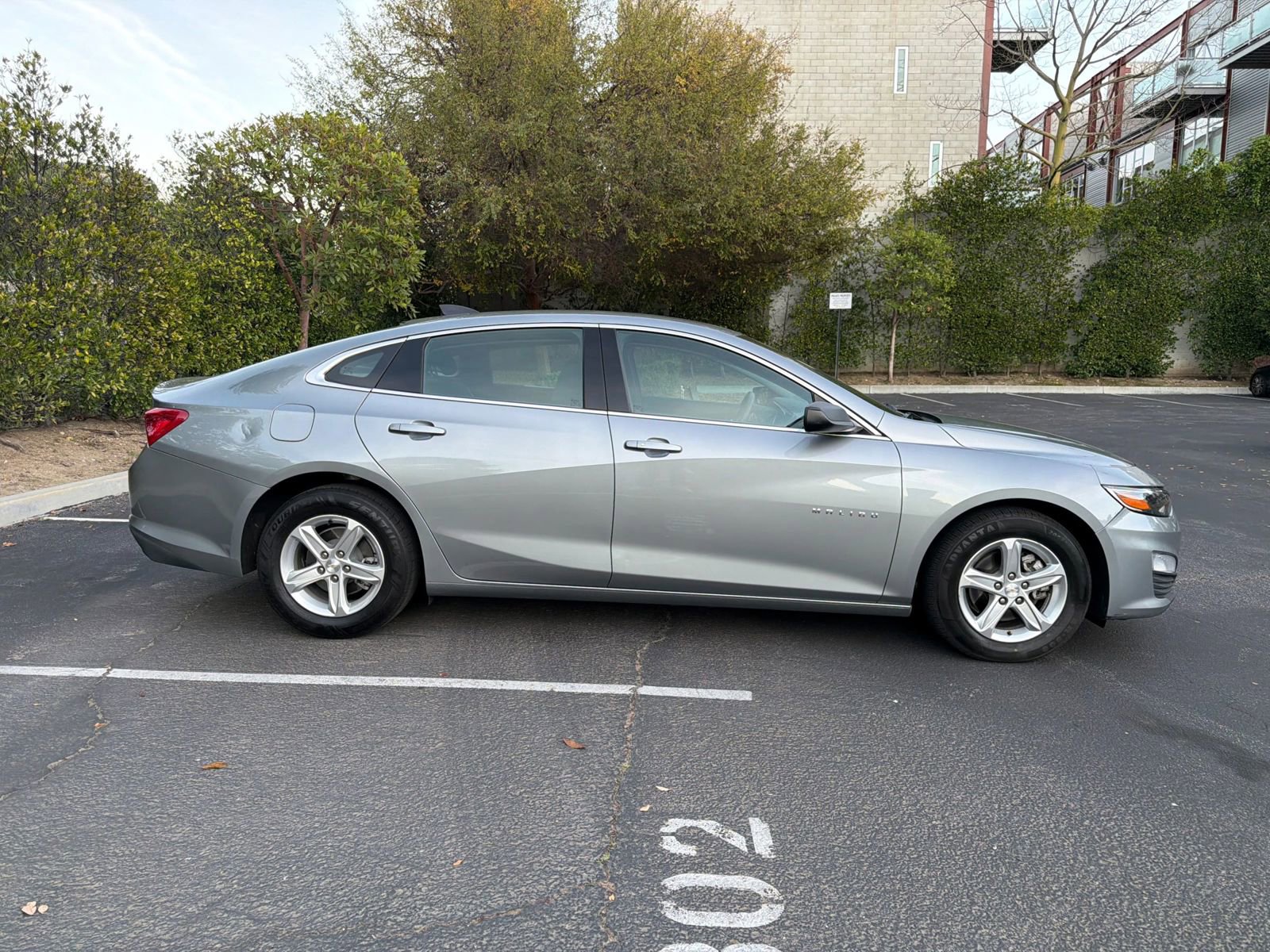 Used 2024 Chevrolet Malibu LS image 4