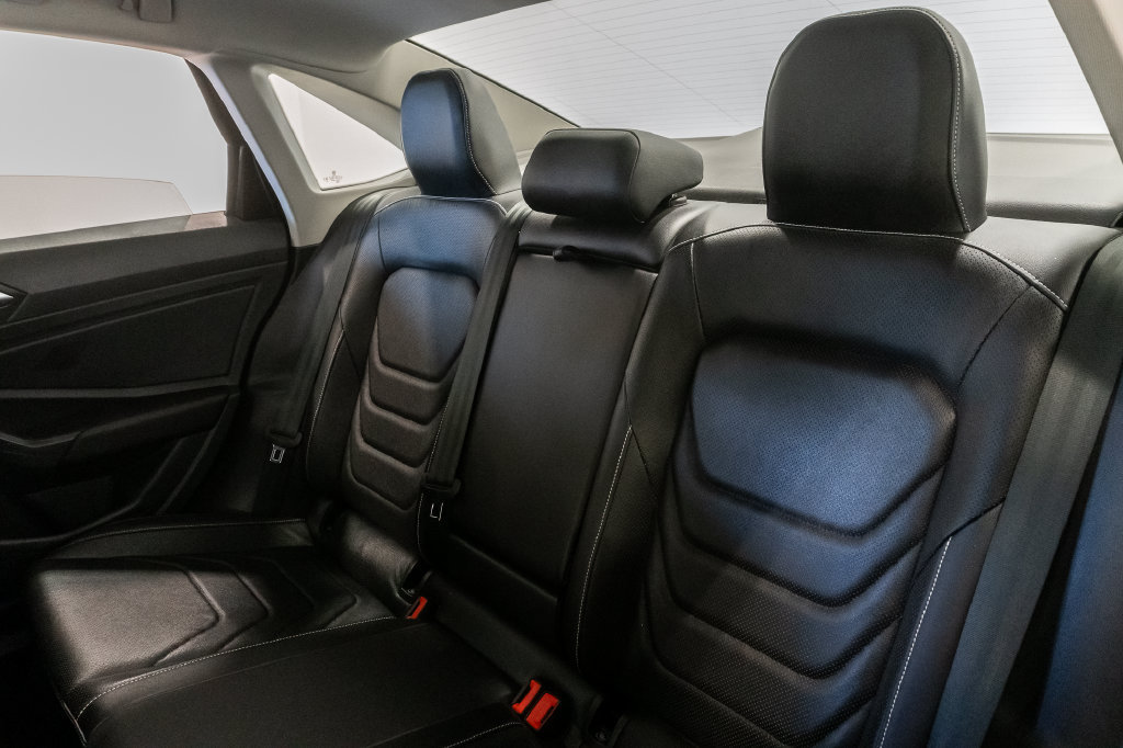 Used 2023 Volkswagen Jetta SEL FWD image 23
