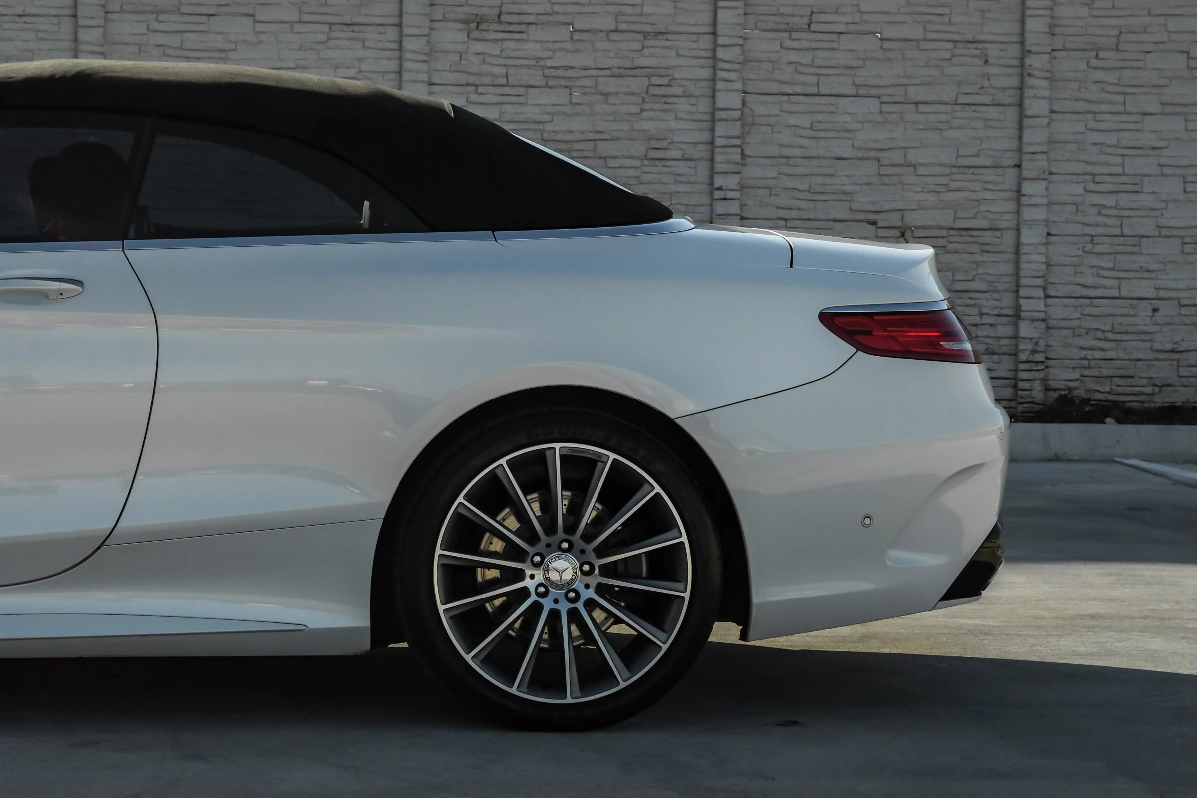 Used 2017 Mercedes-Benz S 550 Cabriolet image 19