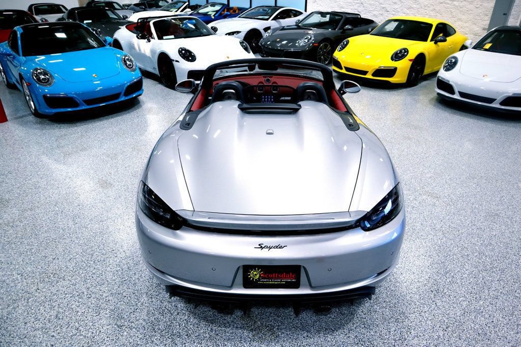 Used 2023 Porsche 718 Boxster Spyder RWD image 16