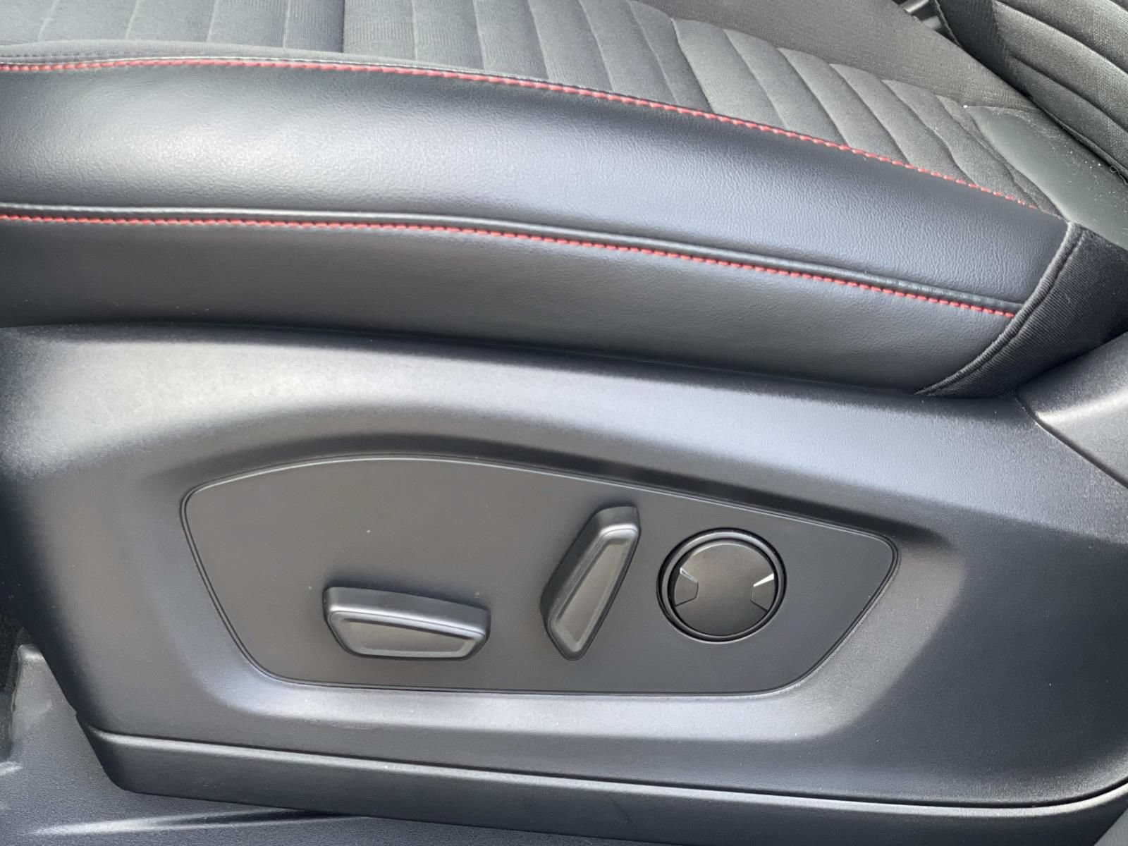 New 2026 Ford Explorer ST-Line w/ ST-Line Street Pack RWD image 19