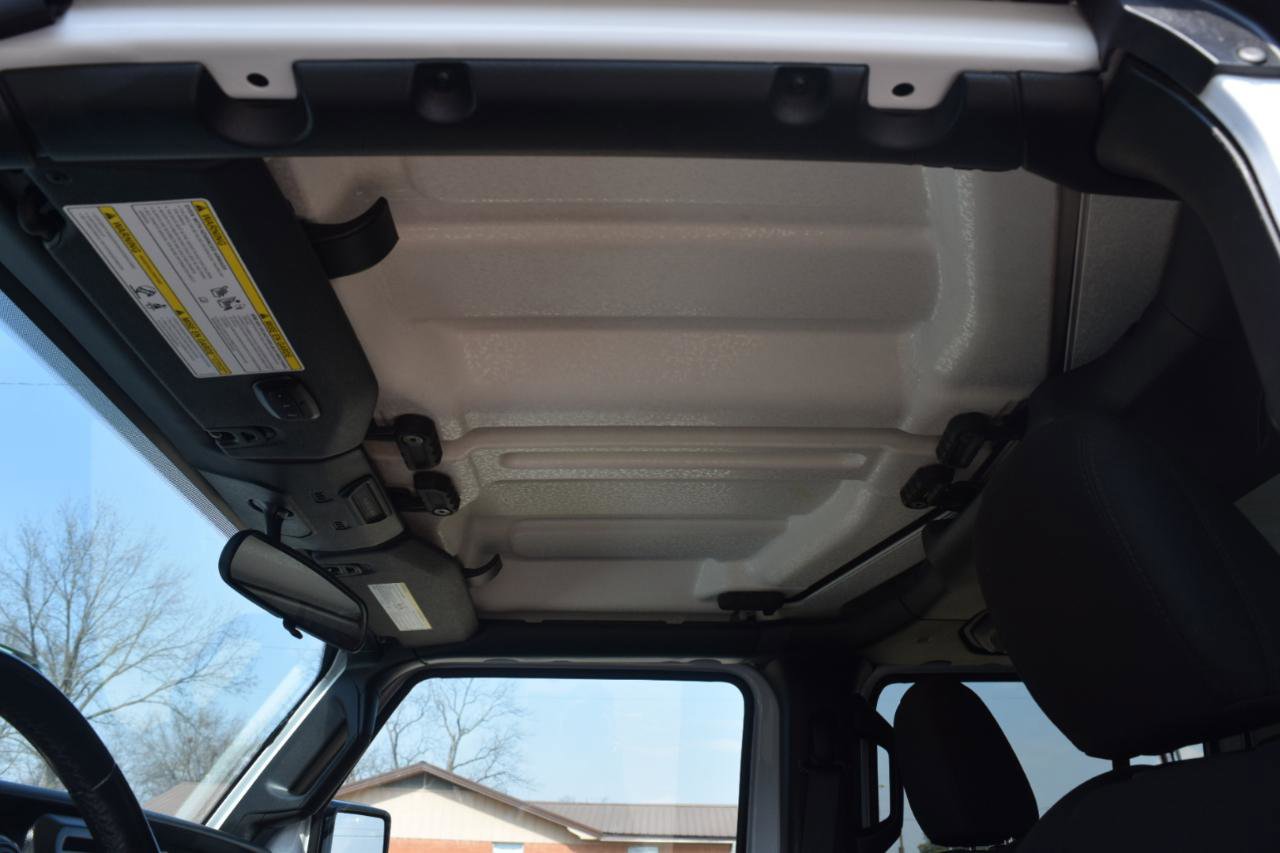 Used 2022 Jeep Gladiator Sport image 25