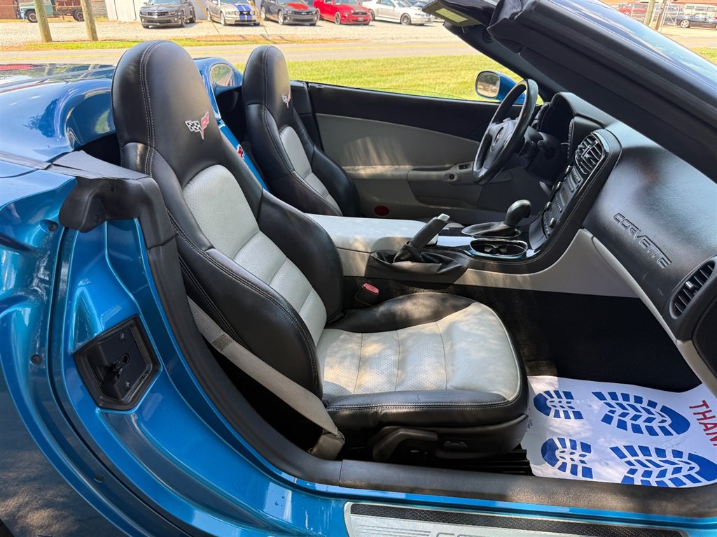 Used 2008 Chevrolet Corvette Convertible RWD image 56