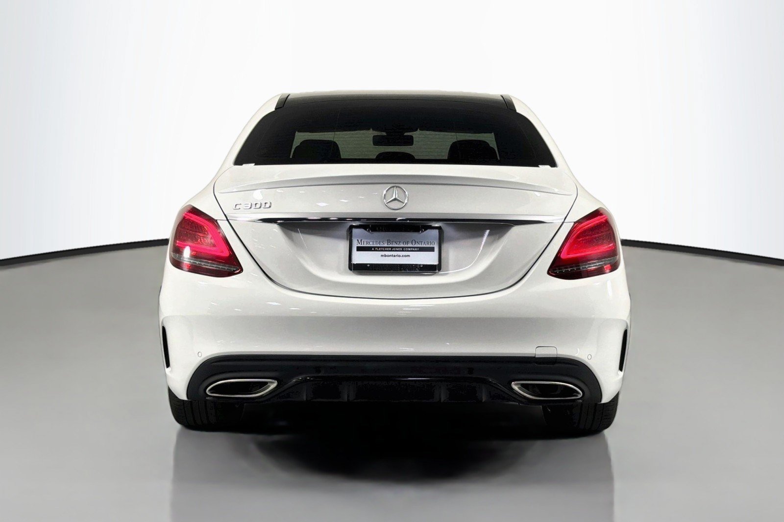 Used 2020 Mercedes-Benz C 300 Sedan image 4