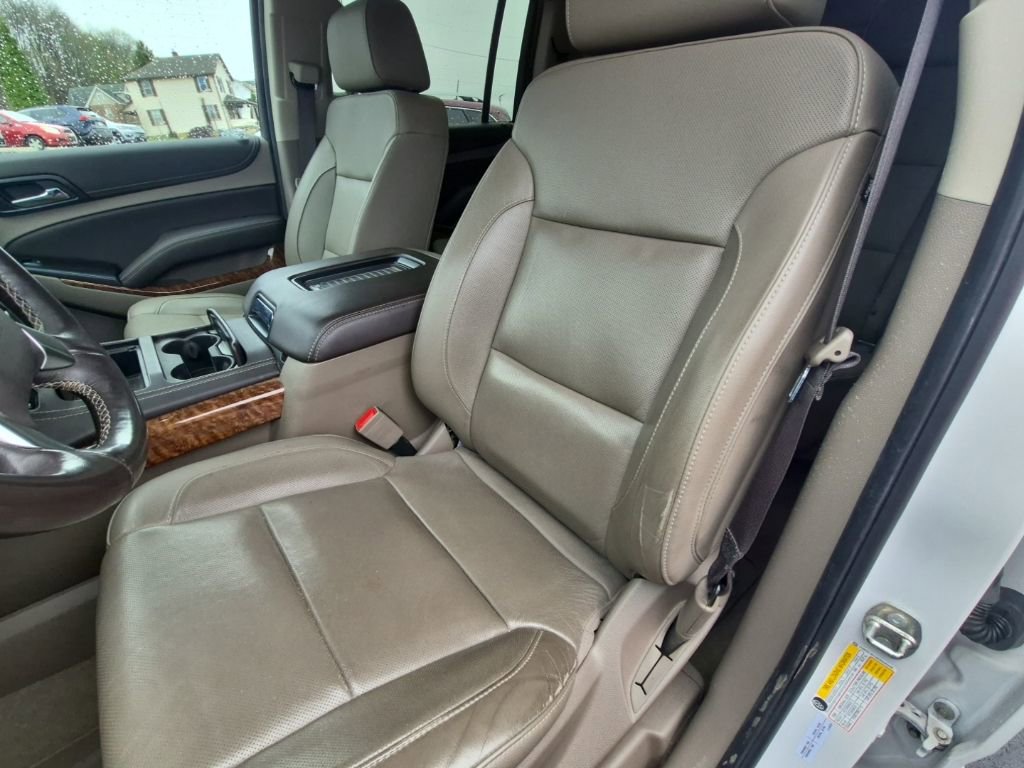 Used 2019 Chevrolet Suburban Premier image 11