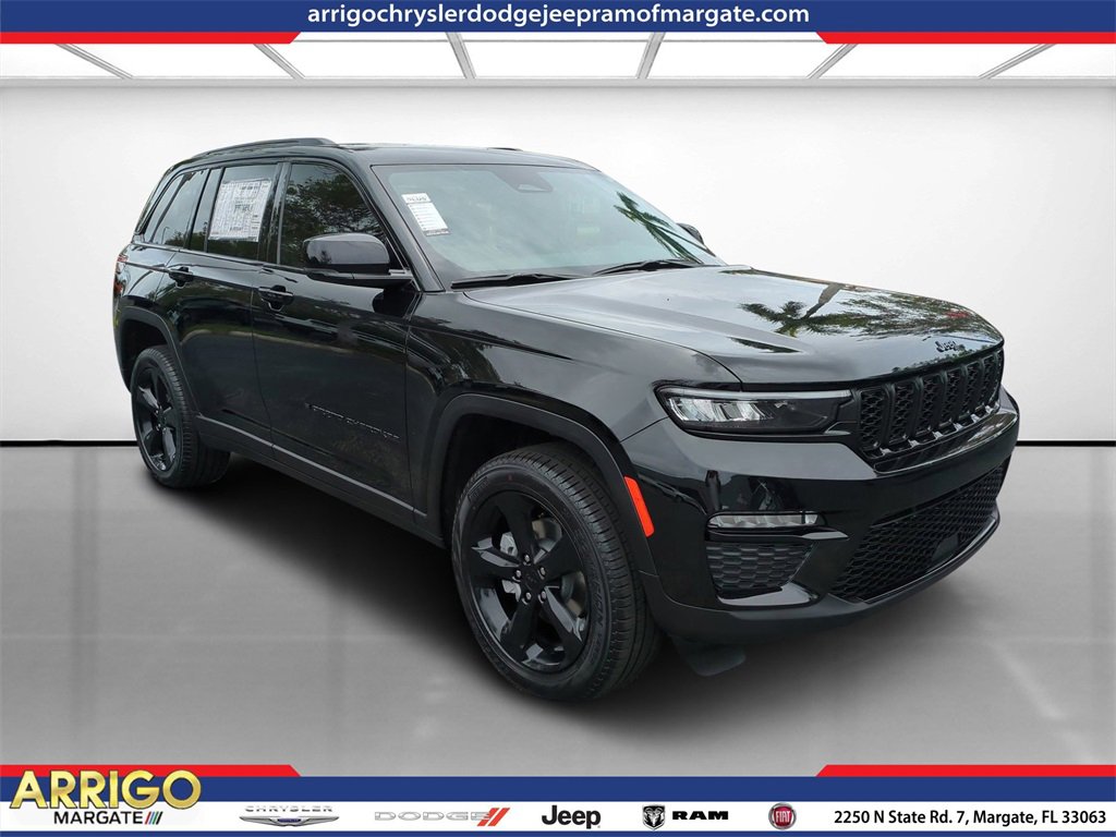 New 2025 Jeep Grand Cherokee Limited w/ Black Appearance Package