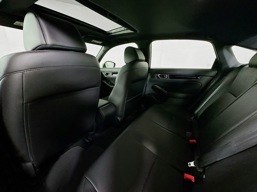 Used 2025 Honda Civic Sport Touring image 4