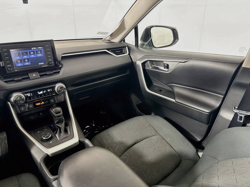 Used 2021 Toyota RAV4 XLE w/ Convenience Package AWD/4WD image 27
