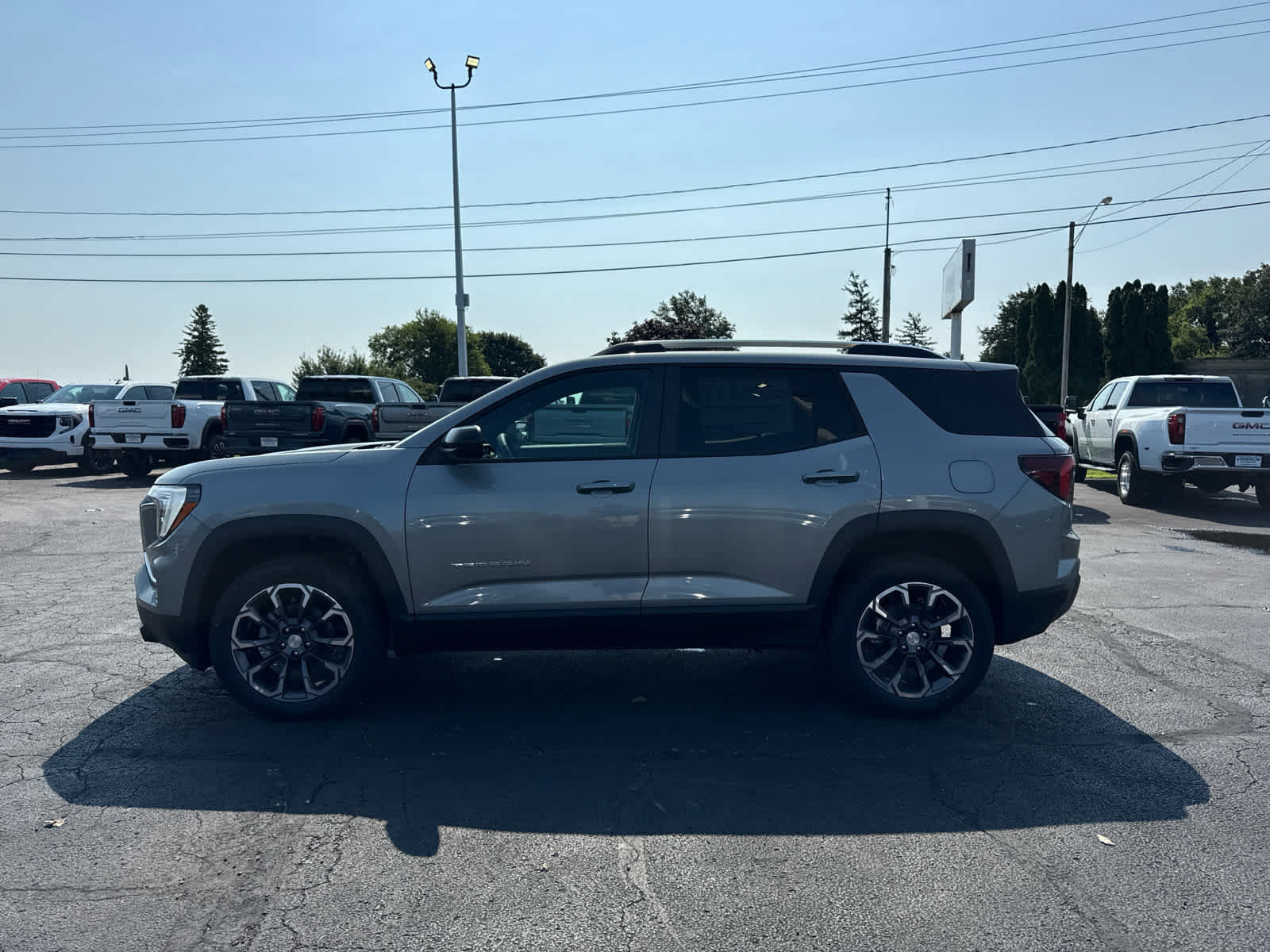 New 2027 GMC Terrain Elevation w/ Elevation Premium Package AWD/4WD image 2