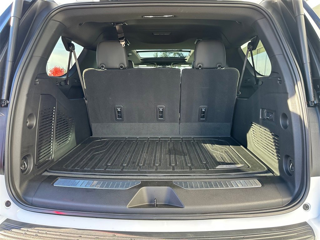 Used 2025 GMC Yukon XL AT4 Ultimate image 14