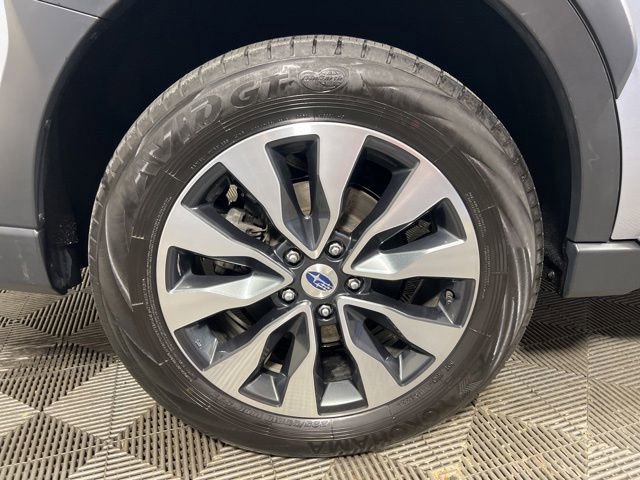 Used 2023 Subaru Outback Touring AWD/4WD image 13