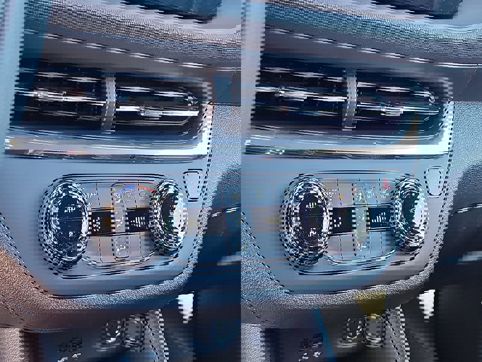 New 2026 Buick Envista Preferred w/ Convenience II Package image 19