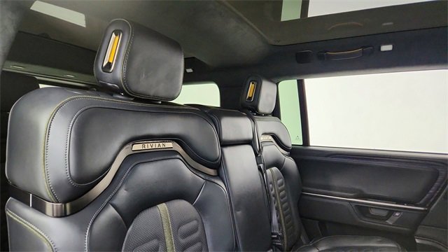 Used 2025 Rivian R1S Adventure image 26