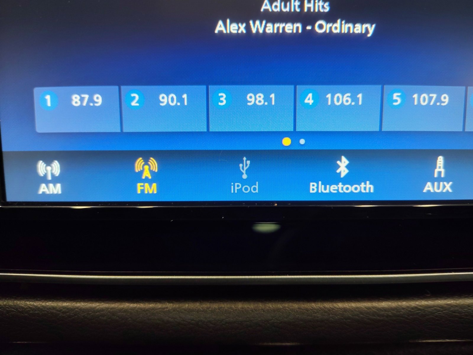 Used 2025 Nissan Versa S w/ Trunk Package FWD image 19