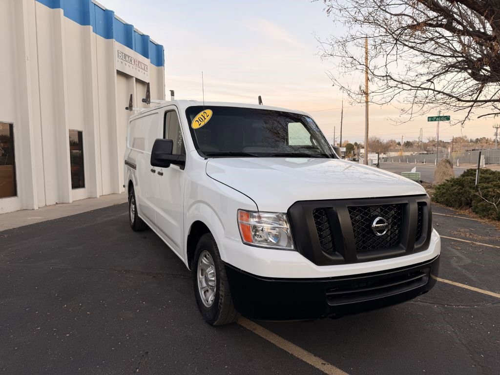 Used 2012 Nissan NV 2500 S w/ Side Curtain Airbag Pkg image 9