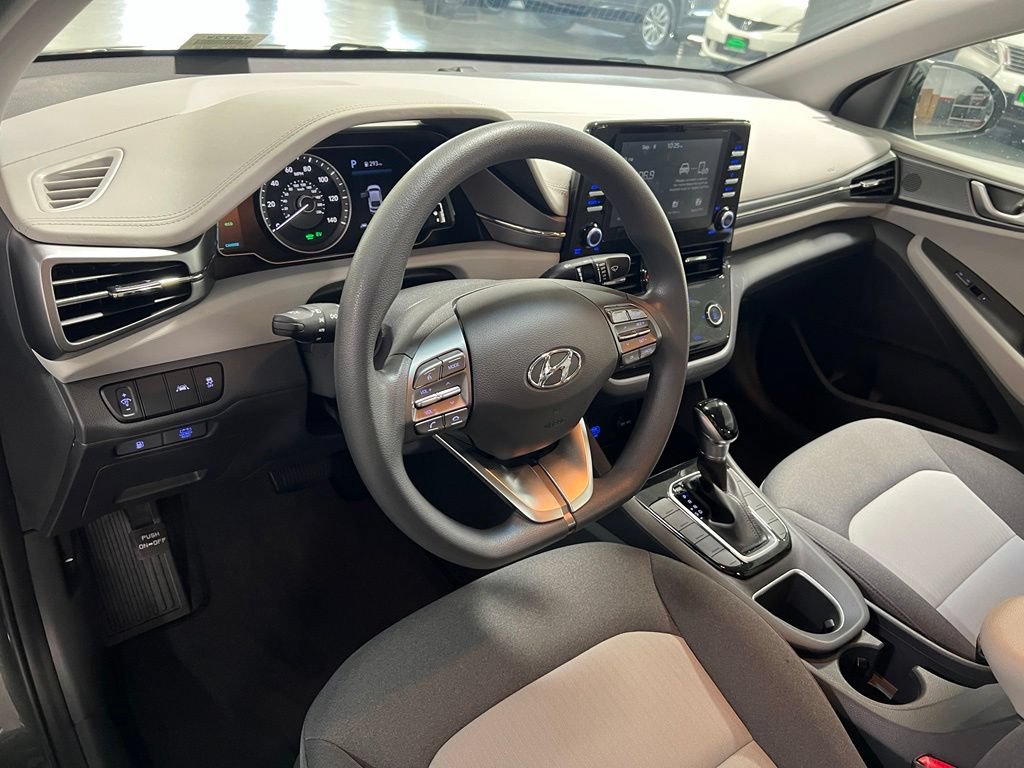 Used 2020 Hyundai Ioniq Blue FWD image 13