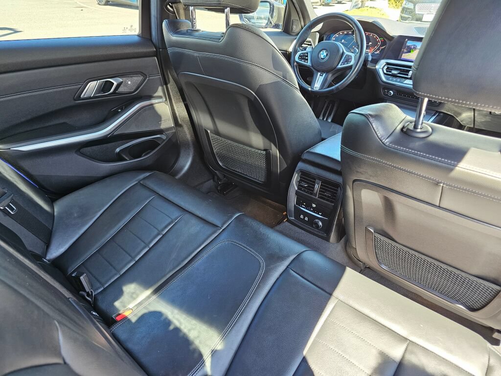 Used 2020 BMW M340i RWD image 14