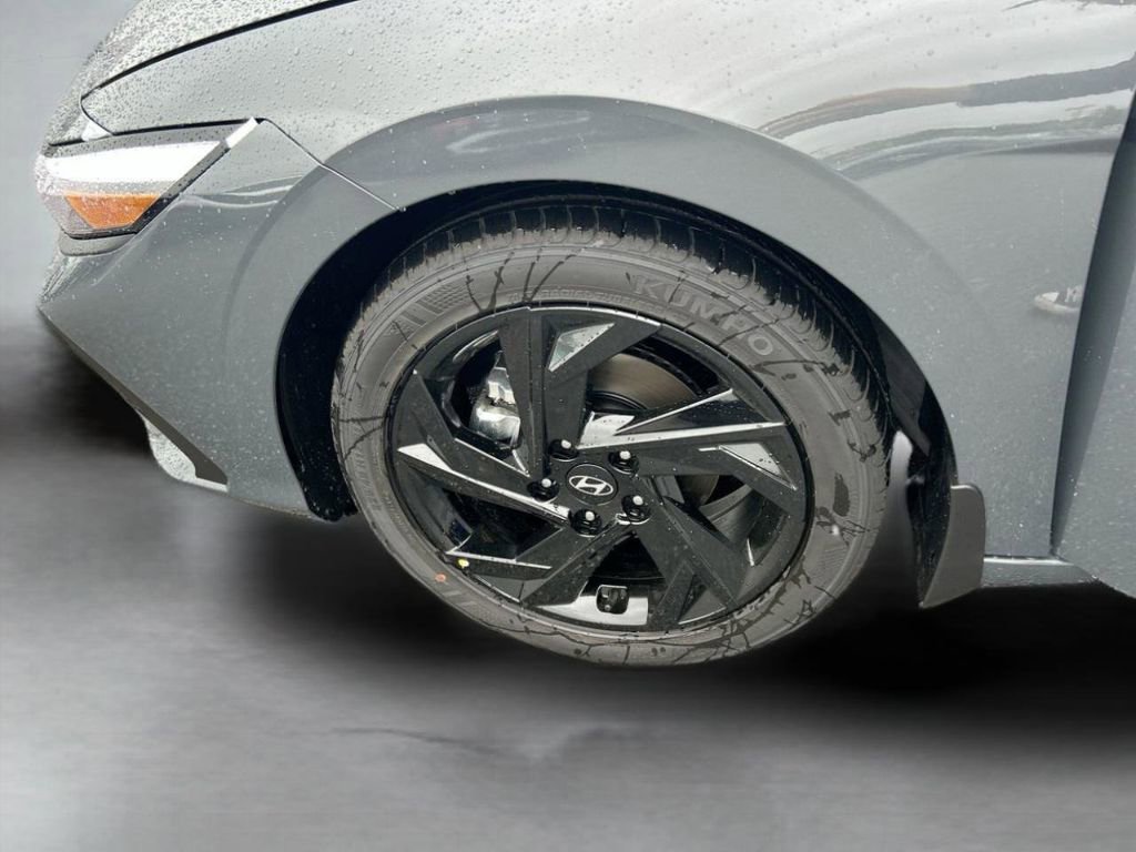 New 2026 Hyundai Elantra Sport FWD image 34